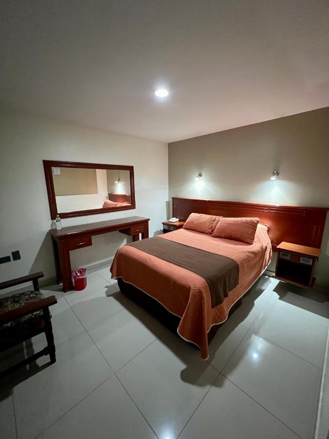 Hotel Latino Sahuayo Eksteriør billede